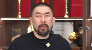 免费日韩毛片